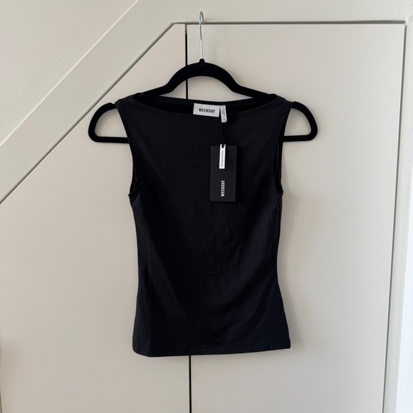 Weekday Tops - WEEKDAY | Black Boatneck Tank Top